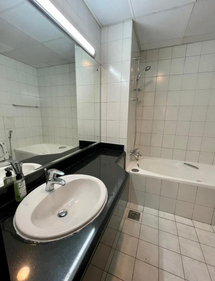 Expo Backpackers Hostel Dubai Luaran gambar