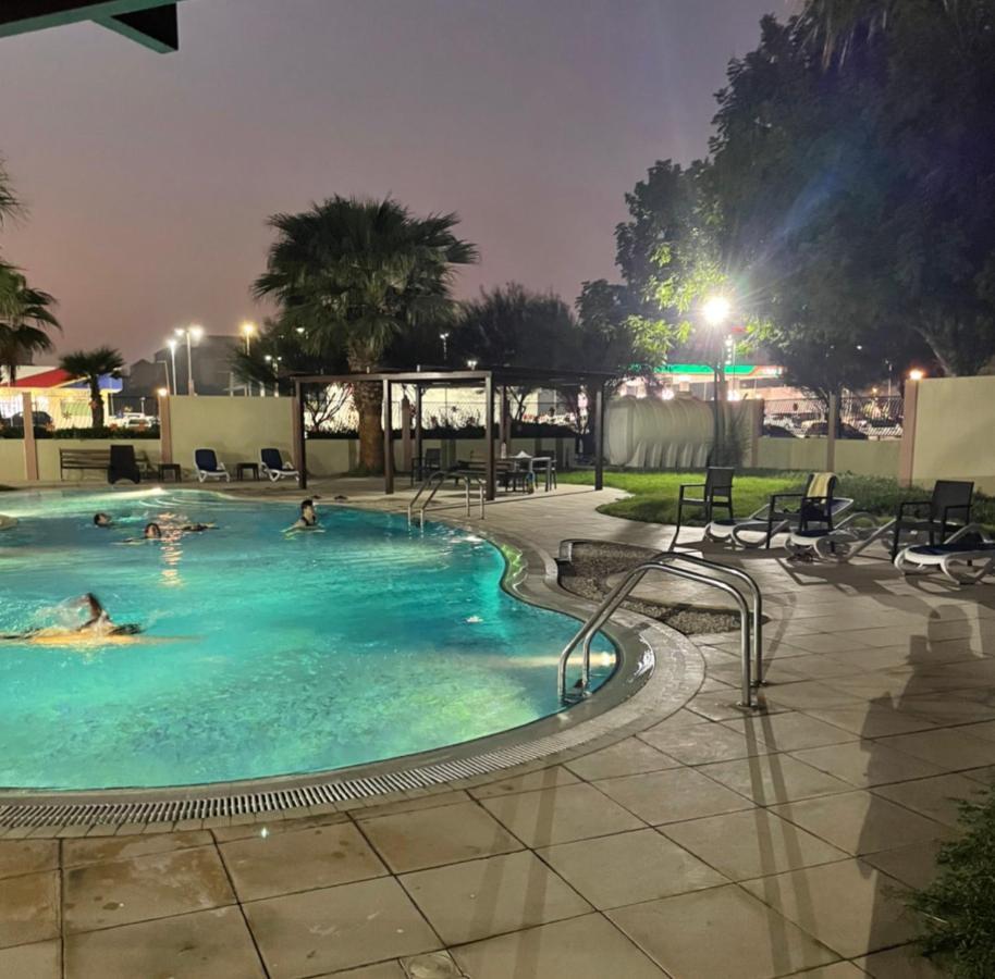 Expo Backpackers Hostel Dubai Luaran gambar